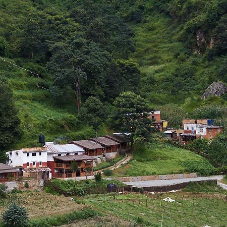 Solid Rock - Lodge & Restaurant Pharping Экстерьер фото