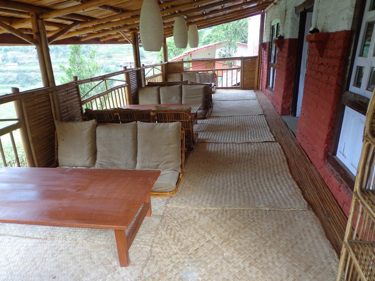 Solid Rock - Lodge & Restaurant Pharping Экстерьер фото