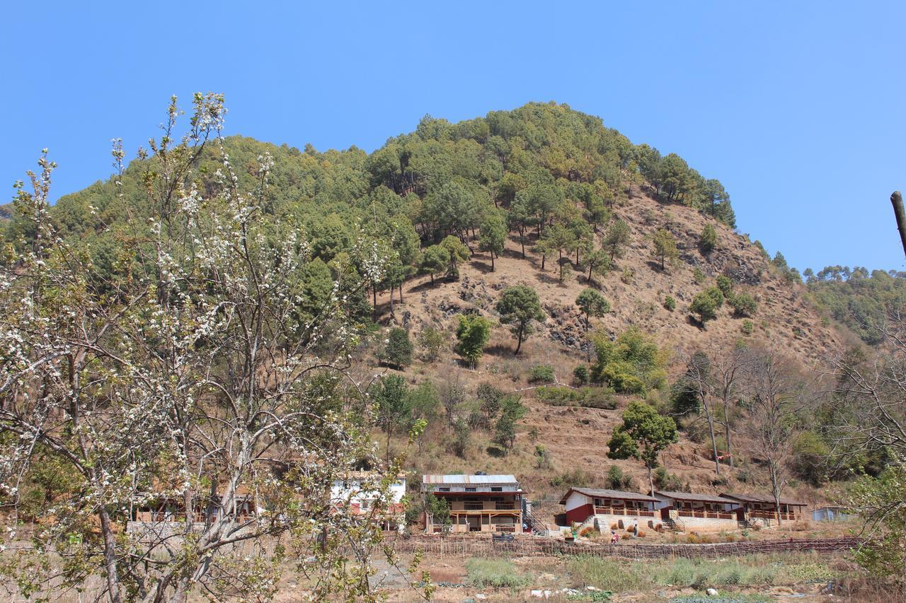 Solid Rock - Lodge & Restaurant Pharping Экстерьер фото
