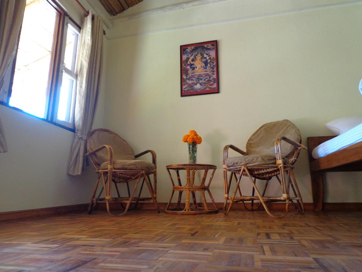 Solid Rock - Lodge & Restaurant Pharping Экстерьер фото