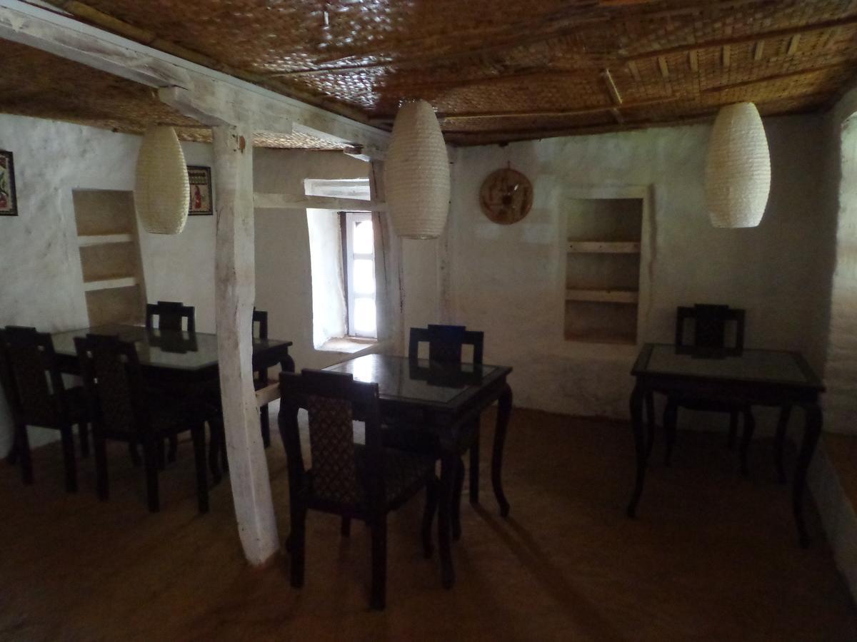 Solid Rock - Lodge & Restaurant Pharping Экстерьер фото